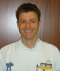 PD Dr. Lorenz Büchler